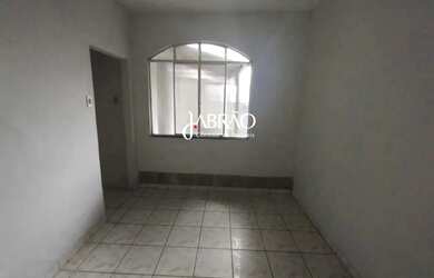 Imagem 3: Casa para aluguel, 2 quartos, 1 vaga, Boa Vista - Barbacena/MG