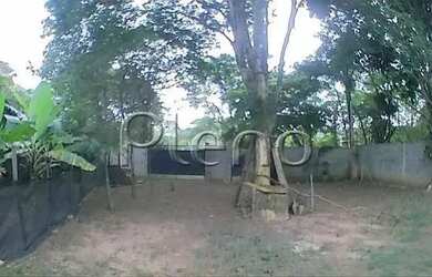 Imagem: O terreno possui 1.830m² de Área e está localizado em Chácara