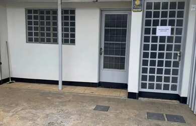 Imagem: O apartamento para alugar possui 1 Dormitório, 1 Banheiro e