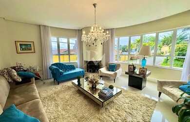 Imagem 9: Casa mobiliada com 4 suítes em condomínio fechado em Santo Antônio...