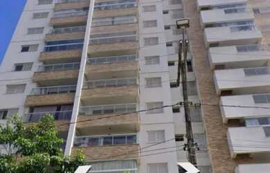 Imagem: O apartamento possui 2 Dormitórios, 2 Banheiros, 2 Vagas na