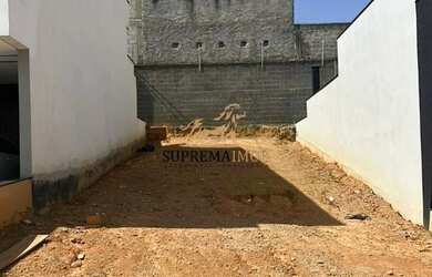 Imagem: O terreno possui 154m² de Área e está localizado em Jardim