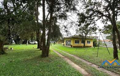 Imagem: A fazenda possui 300m² de Área e está localizado em Canjicas