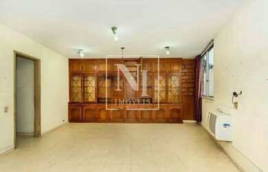 Imagem: O apartamento possui 3 Dormitórios, 3 Banheiros, 2 Vagas na