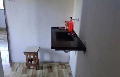 Imagem 4: Aluga-se Casa, quarto sala, cozinha e banheiro 460,00