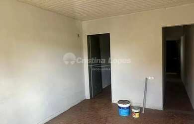 Imagem: A casa possui 2 Dormitórios, 1 Banheiro, 10m² de Área, Imóvel