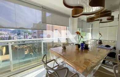 Imagem: O apartamento na cobertura possui 3 Dormitórios, 3 Banheiros