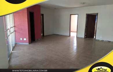 Imagem: O apartamento possui 4 Dormitórios, 2 Banheiros, 2 Vagas na