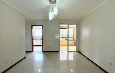 Imagem 2: Apartamento 2 dormitórios com garagem próximo à UFSM