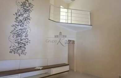 Imagem: A casa possui 2 Dormitórios, 2 Banheiros, 2 Vagas na garagem