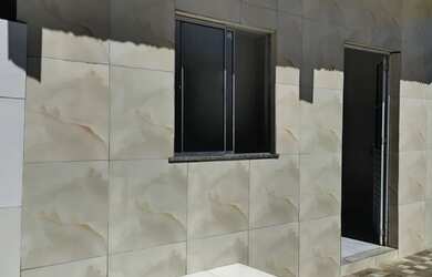 Imagem: A casa em condomínio possui 1 Dormitório, 1 Banheiro, 50m²