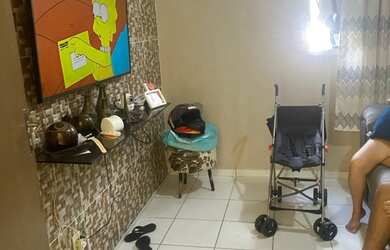 Imagem: O apartamento possui 2 Dormitórios, 1 Banheiro, 1 Vaga na garagem