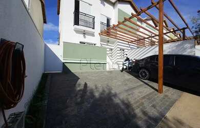 Imagem: A casa em condomínio possui 3 Dormitórios, 3 Banheiros, 2