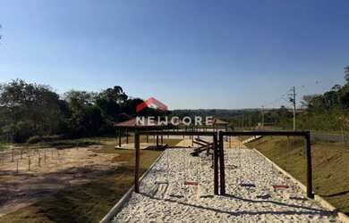 Imagem: O terreno possui 175m² de Área e está localizado em Centro