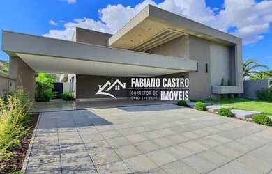 Imagem: A casa em condomínio possui 4 Dormitórios, 5 Banheiros, 2