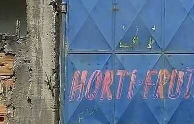 Imagem 1: Vende se. 576m² de Área, 2 Banheirose2 Dormitórios