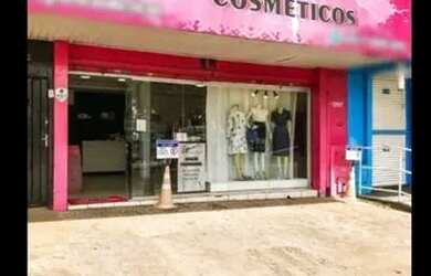 Imagem: O depósito possui 3 Vagas na garagem, 60m² de Área e está