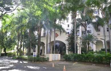 Imagem: O apartamento possui 3 Dormitórios, 1 Banheiro, 2 Vagas na