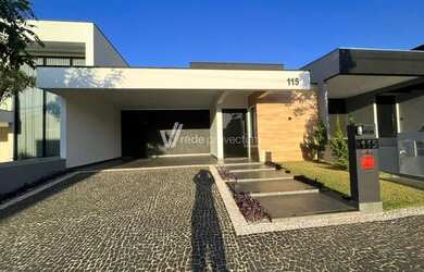 Imagem: A casa em condomínio possui 3 Dormitórios, 3 Banheiros, 4