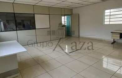 Imagem 3: Galpão/Depósito/Armazém para venda possui 238 metros quadrados