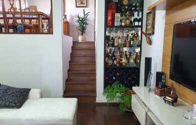 Imagem 2: LINDO Sobrado à venda no Parque São Domingos na Avenida Joaquim Magalhães