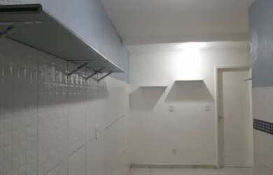 Imagem: A casa possui 1 Dormitório, 1 Banheiro e está localizado