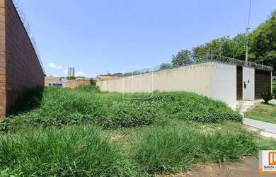 Imagem: O terreno possui 280m² de Área e está localizado em Ribeirão