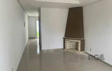 Imagem 3: Sobrado em Hípica. Churrasqueira, Varanda, Lareirae1 Vaga na garagem