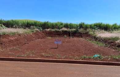 Imagem: O terreno possui 258m² de Área, Imóvel novo e está localizado