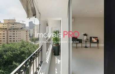 Imagem: O apartamento possui 3 Dormitórios, 5 Banheiros, 3 Vagas na