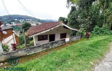 Imagem: A casa possui 2 Dormitórios, 2 Banheiros, 90m² de Área e