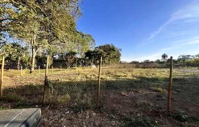 Imagem: O terreno possui 11.000m² de Área e está localizado em Casa