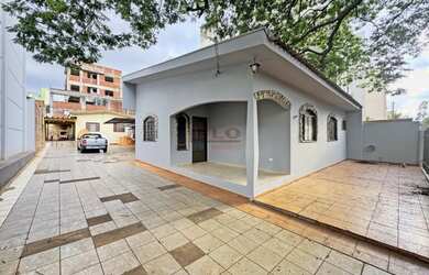 Imagem: A casa possui 2 Dormitórios, 2 Banheiros, 1 Vaga na garagem