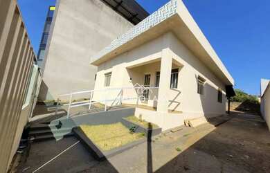 Imagem 6: Casa disponível para locação no Centro - Igarapé/MG