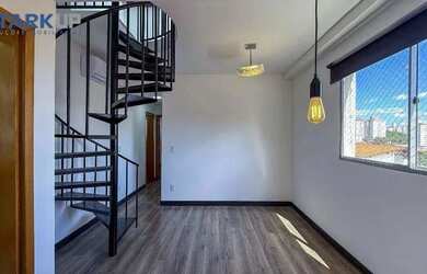 Imagem: O apartamento na cobertura possui 2 Dormitórios, 2 Banheiros