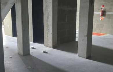 Imagem 9: Locação Comercial - Sala com 2 pisos e 201m² e 2 banheiros - Balneário...