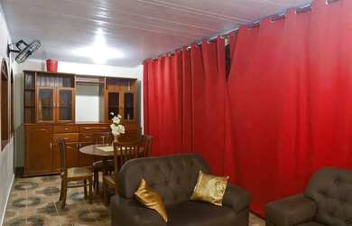 Imagem 2: VENDA DE CASA COM PISCINA E ESPAÇO PARA EVENTOS PROXIMO AVENIDA AUGUSTO...