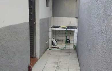 Imagem 3: Alugo casa em condomínio fechado com 2/4 na Ponta Grossa