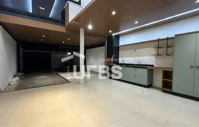 Imagem: A casa possui 3 Dormitórios, 3 Banheiros, 2 Vagas na garagem