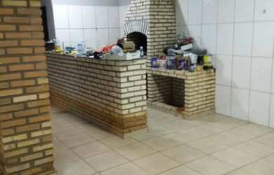 Imagem: A casa em condomínio possui 3 Dormitórios, 2 Banheiros, 5