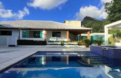 Imagem: A casa em condomínio possui 4 Dormitórios, 5 Banheiros, 2