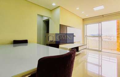 Imagem: O apartamento possui 3 Dormitórios, 2 Banheiros, 2 Vagas na