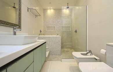 Imagem 16: Apartamento à venda ou aluguel com 3 quartos, suítes, 1 vaga, 215 m²...