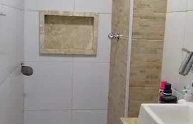 Imagem: O apartamento à venda possui 2 Dormitórios, 1 Banheiro, 1