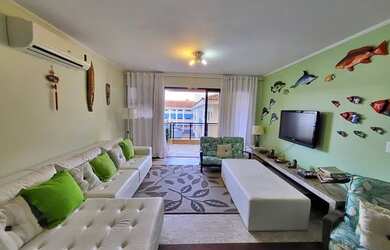 Imagem: O apartamento possui 4 Dormitórios, 4 Banheiros, 2 Vagas na