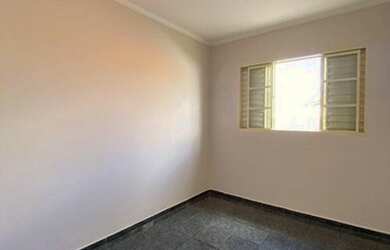 Imagem 10: Casa Antônio Zanaga I. Área de serviço, 78m² de Área, 2 Vagas na...