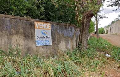 Imagem: O terreno possui 648m² de Área e está localizado em Santa