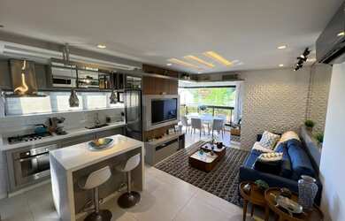 Imagem: O apartamento possui 3 Dormitórios, 2 Banheiros, 2 Vagas na