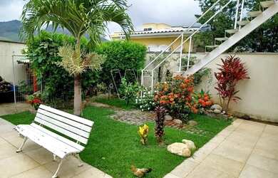 Imagem: A casa em condomínio possui 2 Dormitórios, 2 Banheiros, 2