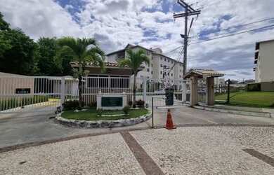 Imagem: O apartamento possui 3 Dormitórios, 1 Banheiro, 1 Vaga na garagem